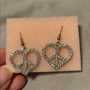 Fun, silver peace heart earrings!